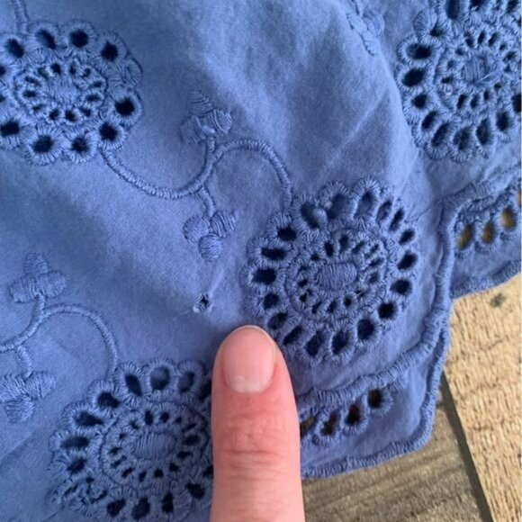 Mini Boden Girls Size 5/6 Blue tiered pintucks eyelet lace skirt - Picture 4 of 10